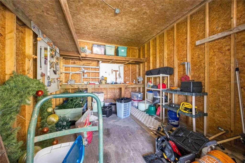 En Venta: $499,000 (4 camas, 2 baños, 1984 Pies cuadrados)
