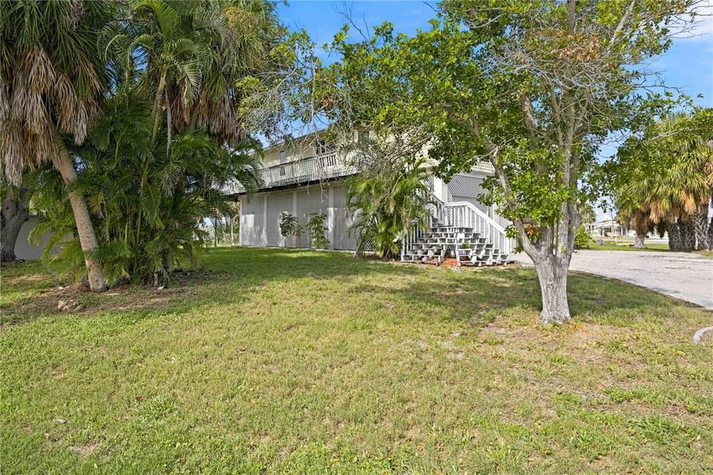 En Venta: $499,000 (4 camas, 2 baños, 1984 Pies cuadrados)