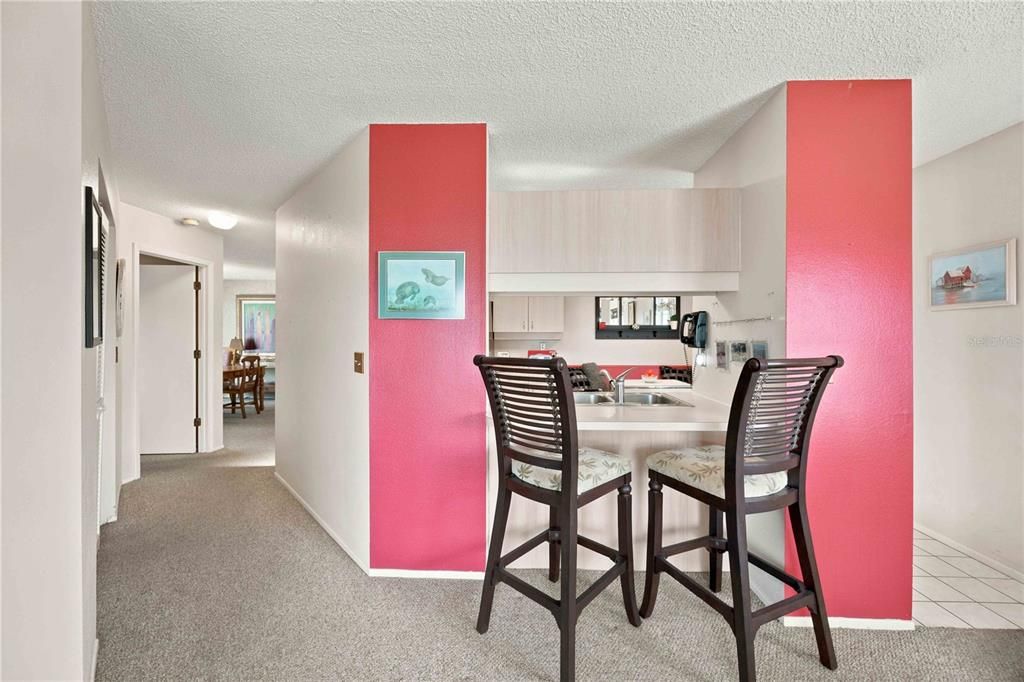 En Venta: $499,000 (4 camas, 2 baños, 1984 Pies cuadrados)