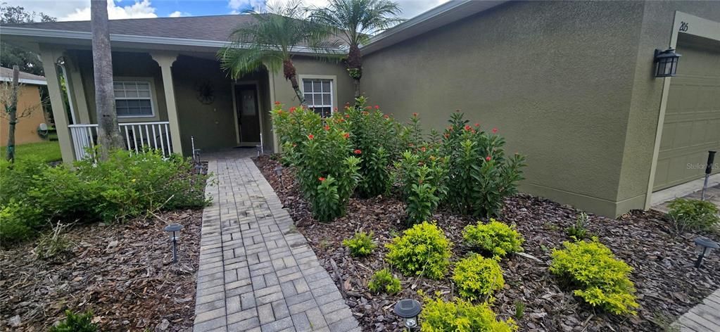 For Rent: $2,000 (2 beds, 2 baths, 1467 Square Feet)
