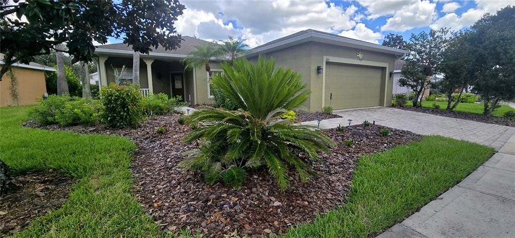 For Rent: $2,000 (2 beds, 2 baths, 1467 Square Feet)