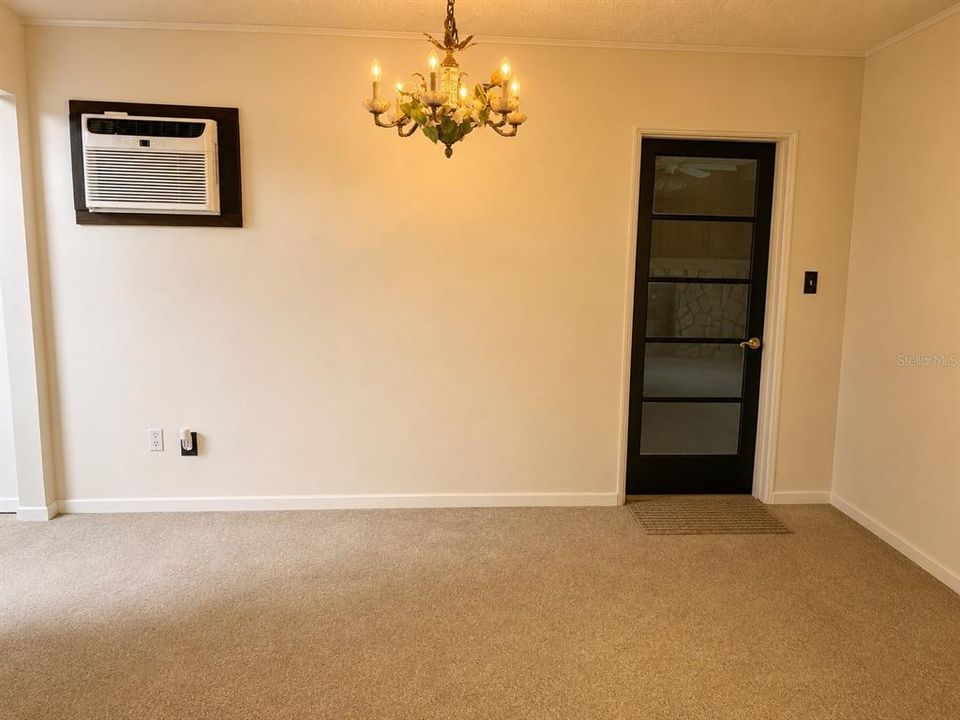 For Sale: $460,000 (3 beds, 2 baths, 1740 Square Feet)