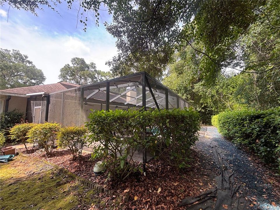 En Venta: $435,000 (3 camas, 2 baños, 2177 Pies cuadrados)
