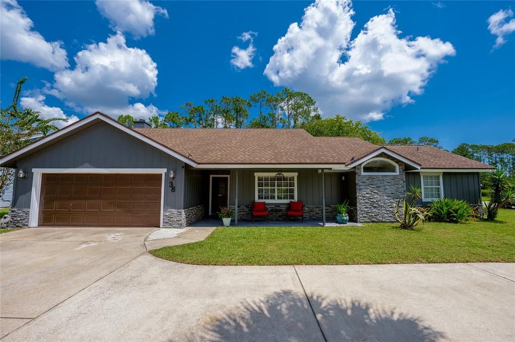 For Sale: $598,000 (5 beds, 3 baths, 2692 Square Feet)