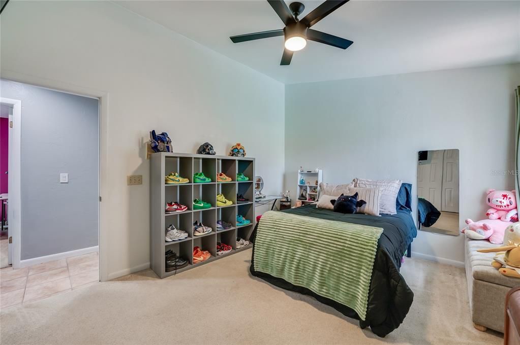For Sale: $598,000 (5 beds, 3 baths, 2692 Square Feet)