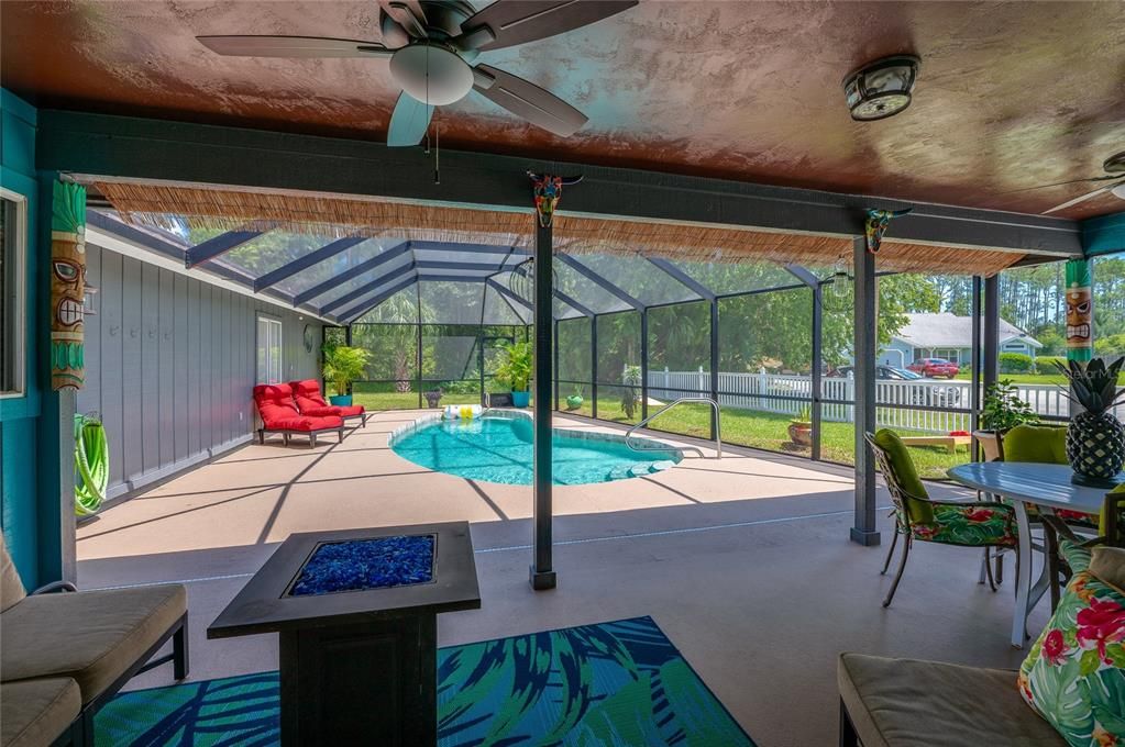 For Sale: $598,000 (5 beds, 3 baths, 2692 Square Feet)