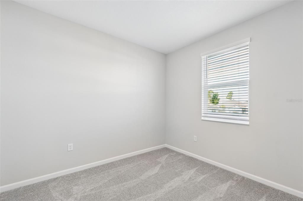 For Rent: $2,450 (3 beds, 2 baths, 1691 Square Feet)
