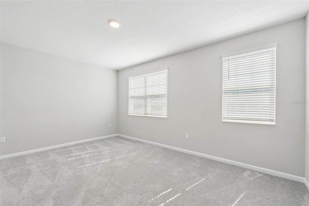 For Rent: $2,450 (3 beds, 2 baths, 1691 Square Feet)