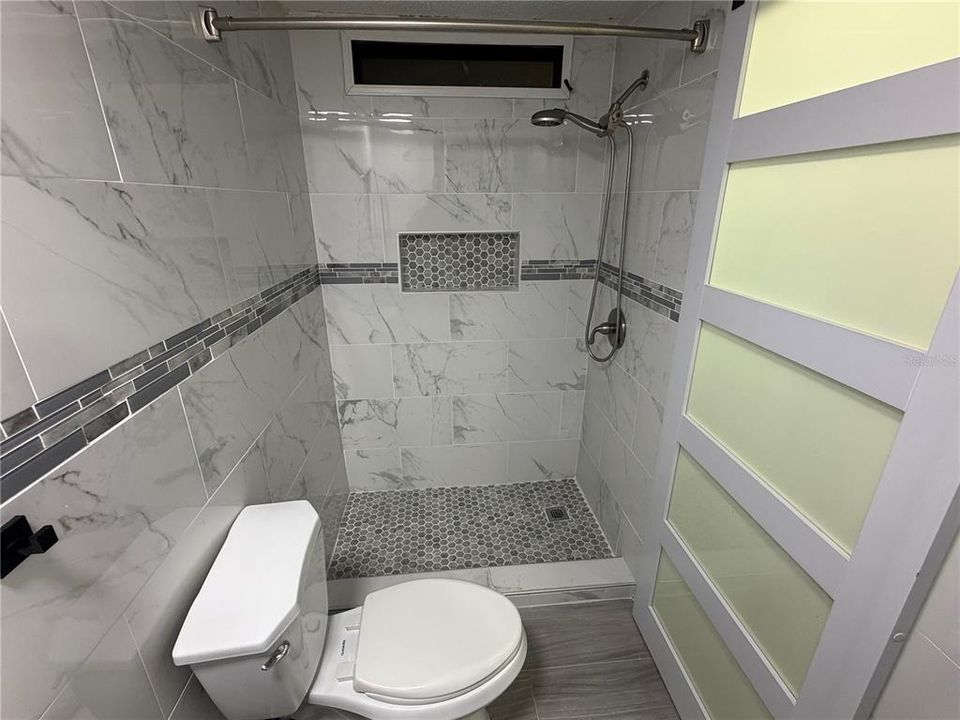 For Rent: $1,900 (2 beds, 2 baths, 1036 Square Feet)