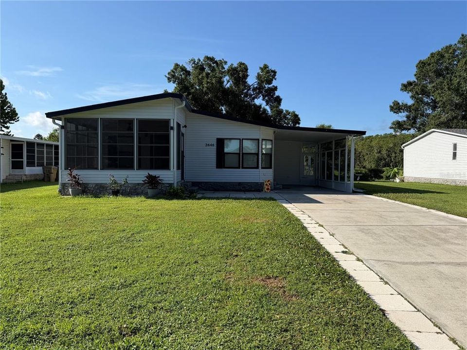 For Rent: $1,900 (2 beds, 2 baths, 1036 Square Feet)
