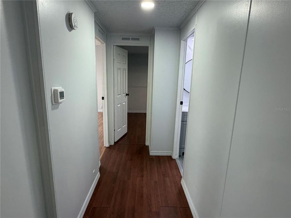 For Rent: $1,900 (2 beds, 2 baths, 1036 Square Feet)