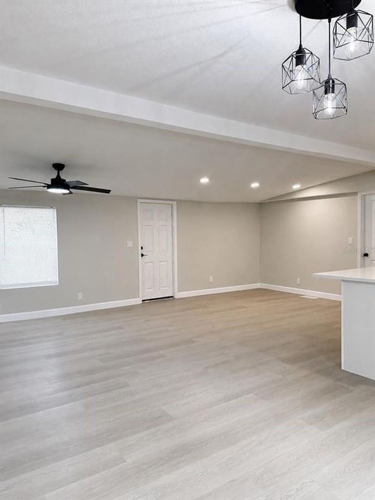 For Sale: $239,900 (3 beds, 2 baths, 1152 Square Feet)