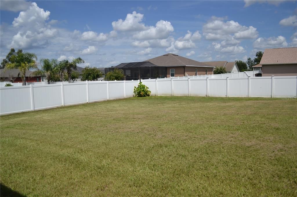 For Sale: $375,000 (4 beds, 3 baths, 2055 Square Feet)