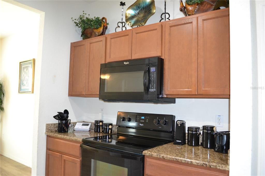 For Sale: $375,000 (4 beds, 3 baths, 2055 Square Feet)