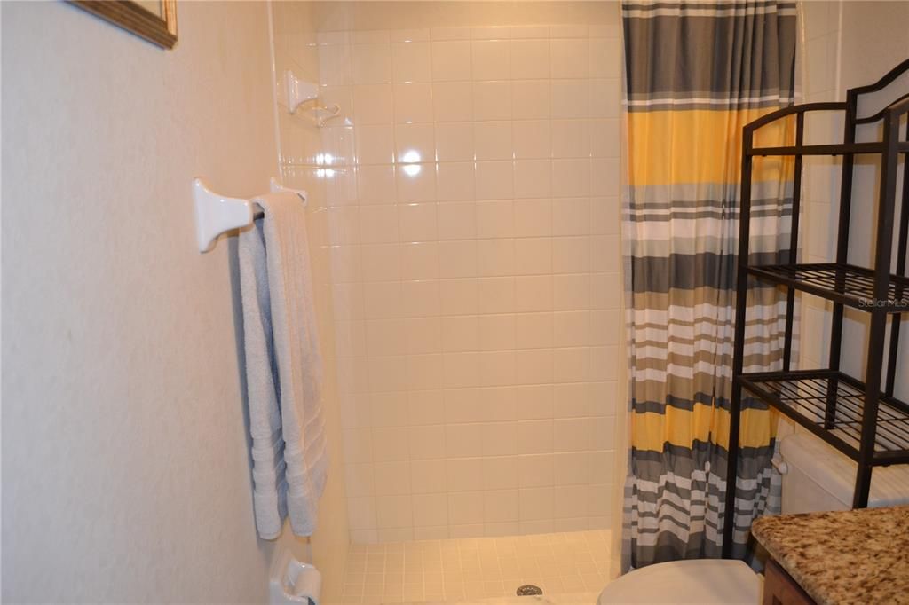 For Sale: $375,000 (4 beds, 3 baths, 2055 Square Feet)