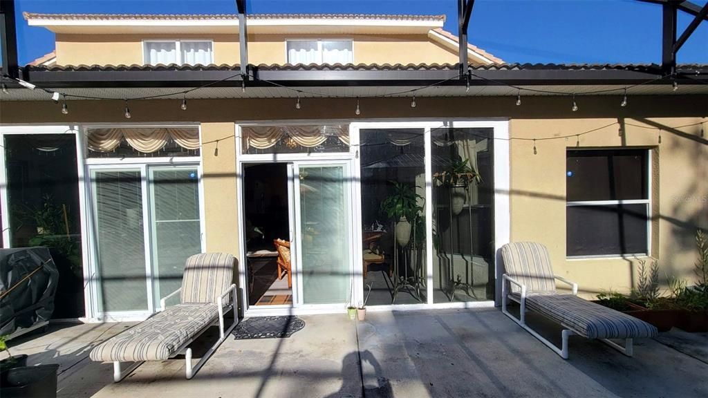 En Venta: $895,000 (6 camas, 4 baños, 3915 Pies cuadrados)