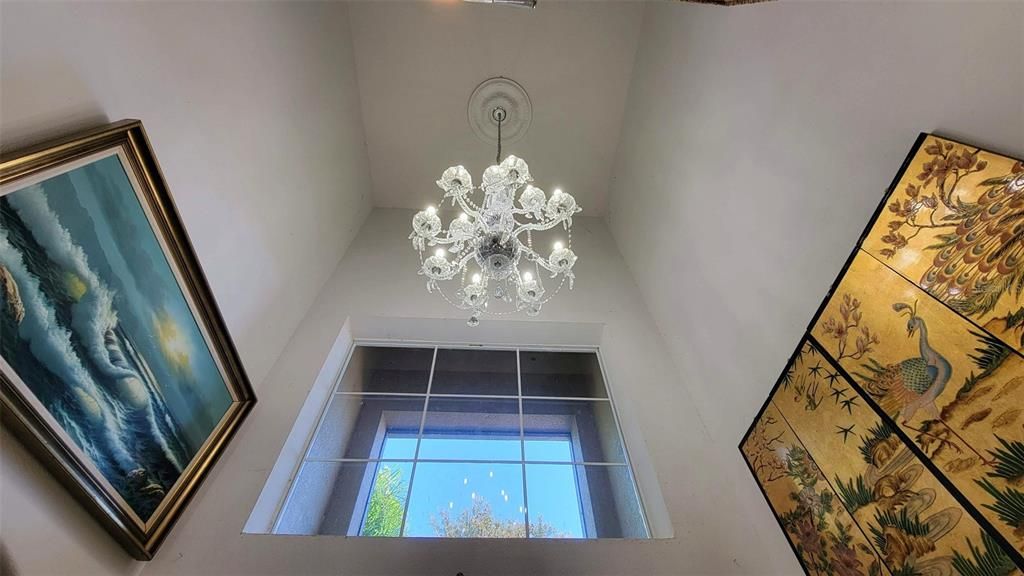 En Venta: $895,000 (6 camas, 4 baños, 3915 Pies cuadrados)