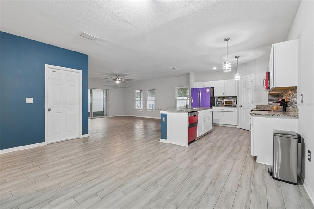 For Sale: $330,000 (4 beds, 2 baths, 2448 Square Feet)