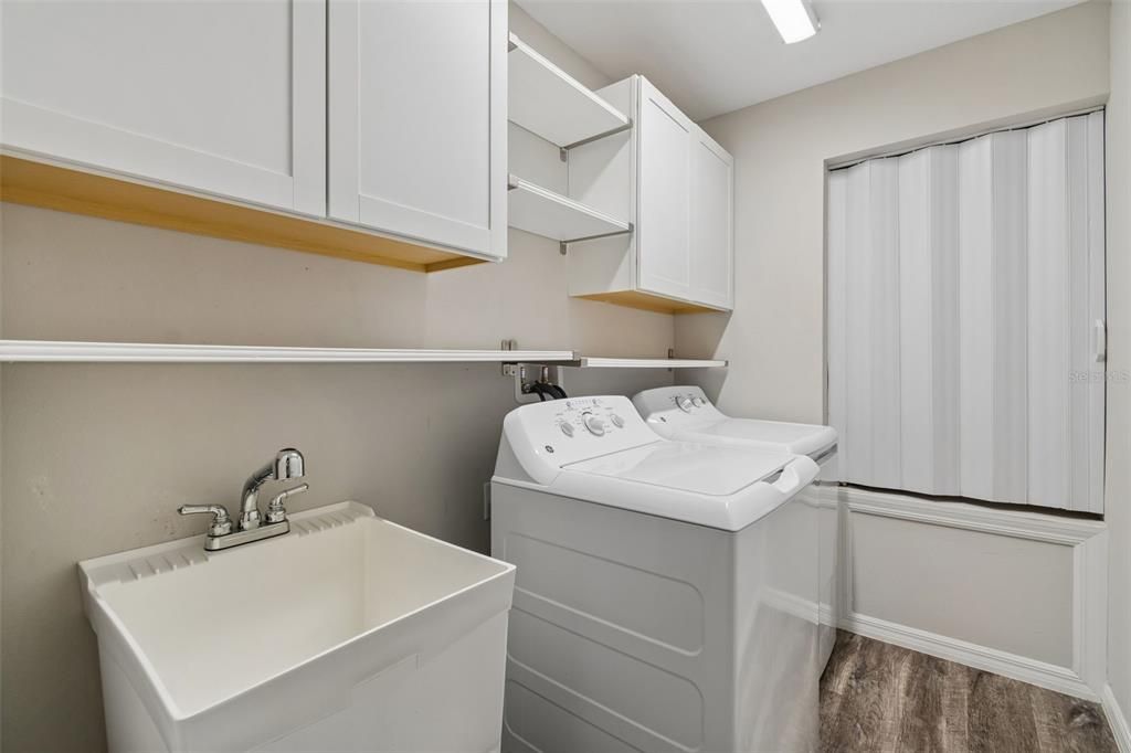 For Sale: $330,000 (4 beds, 2 baths, 2448 Square Feet)