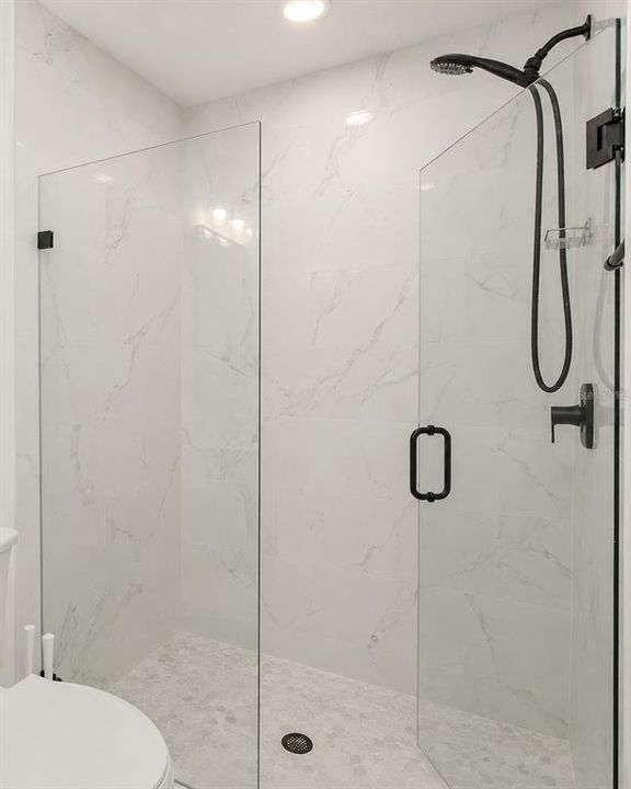 For Sale: $339,000 (3 beds, 2 baths, 1399 Square Feet)