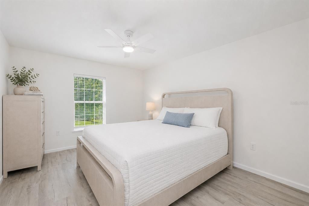 For Sale: $339,000 (3 beds, 2 baths, 1399 Square Feet)