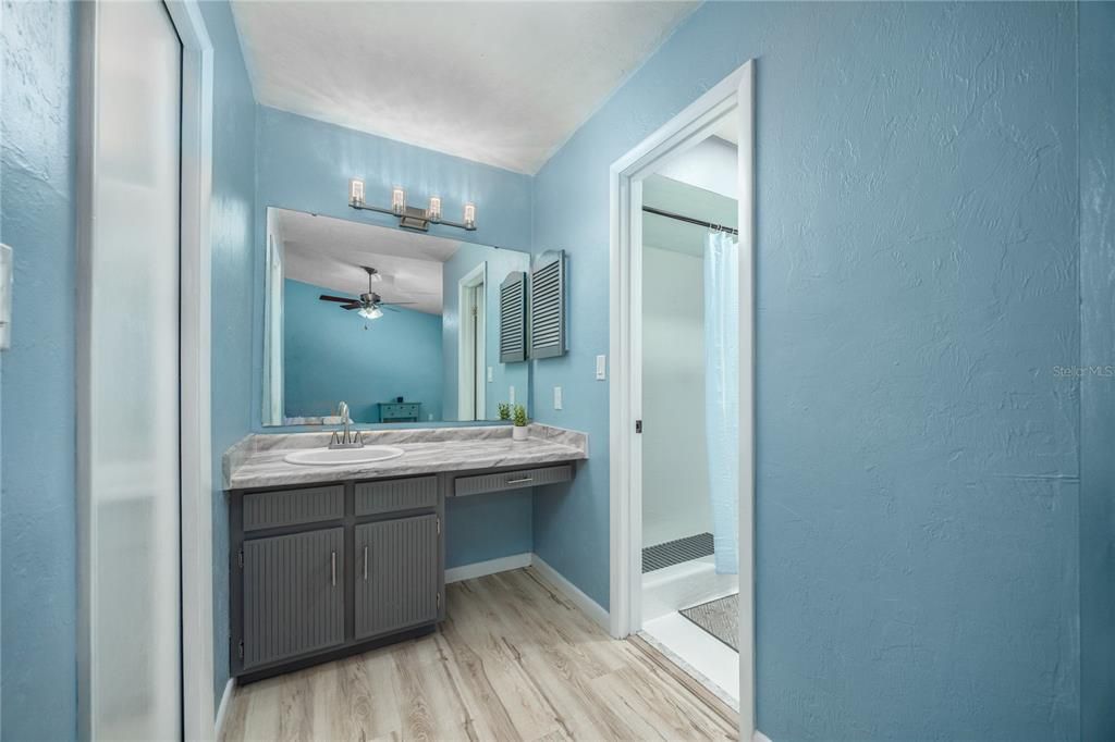 En Venta: $384,000 (3 camas, 2 baños, 1761 Pies cuadrados)
