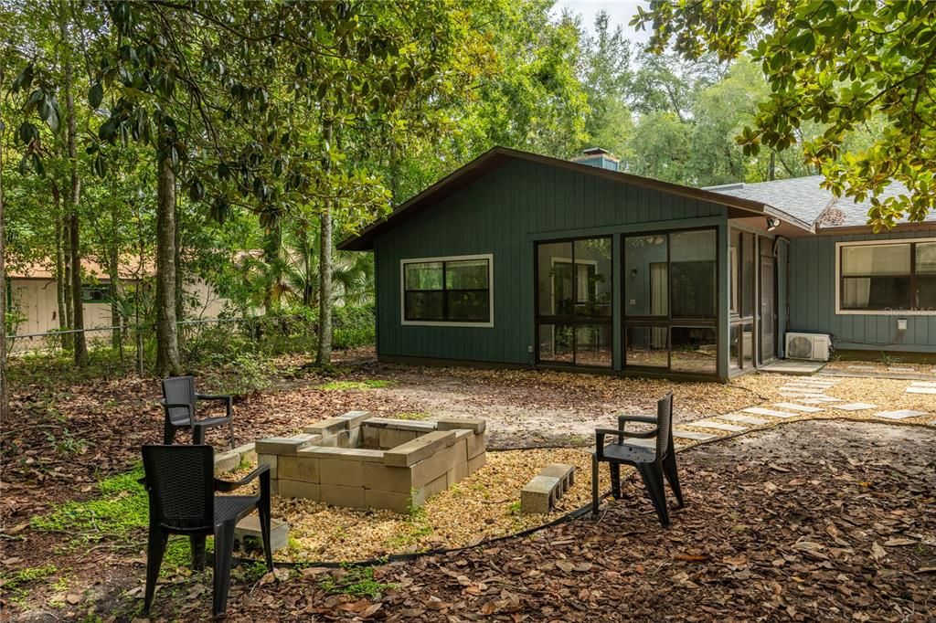 En Venta: $384,000 (3 camas, 2 baños, 1761 Pies cuadrados)