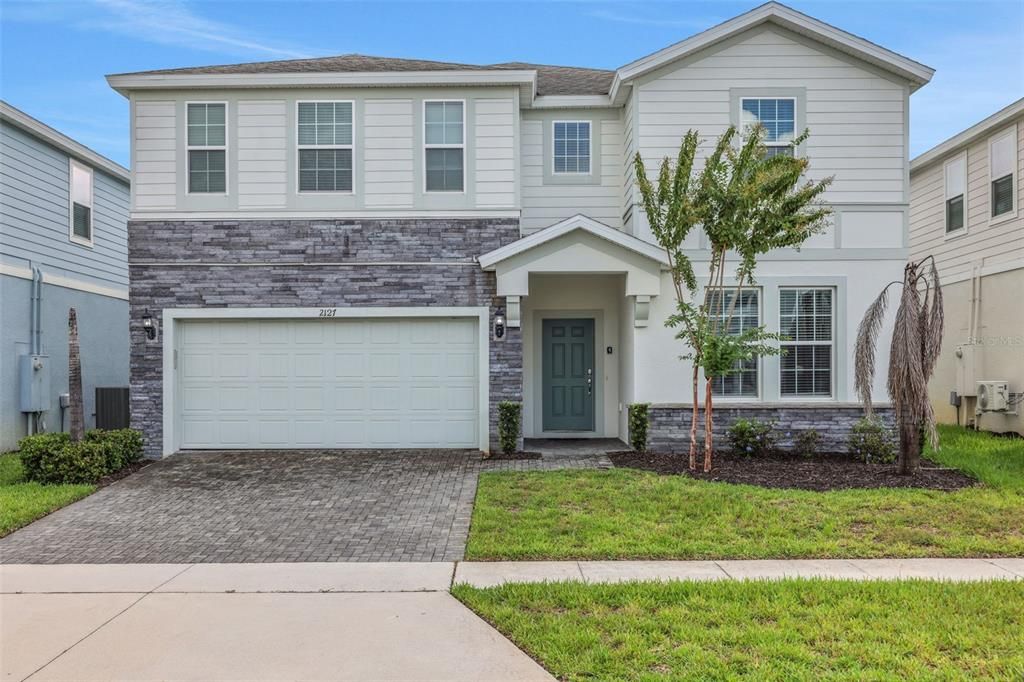 For Sale: $849,900 (10 beds, 8 baths, 4399 Square Feet)