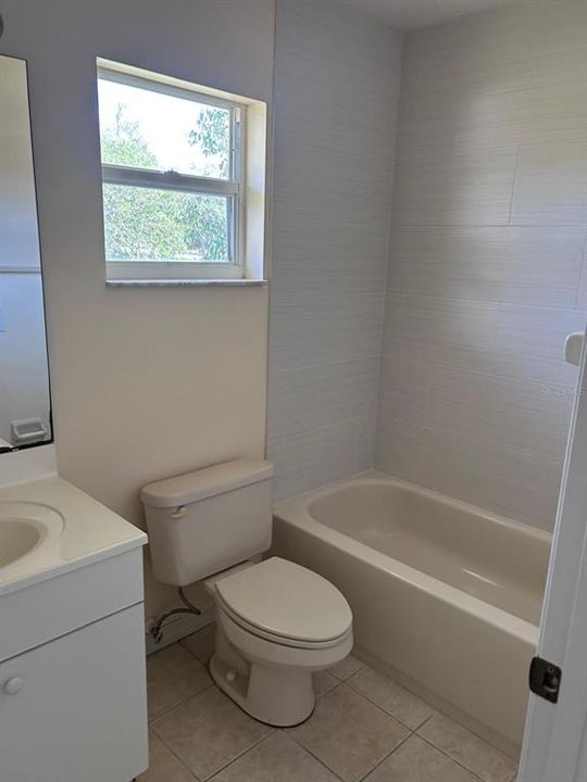 En Venta: $325,000 (3 camas, 2 baños, 1269 Pies cuadrados)