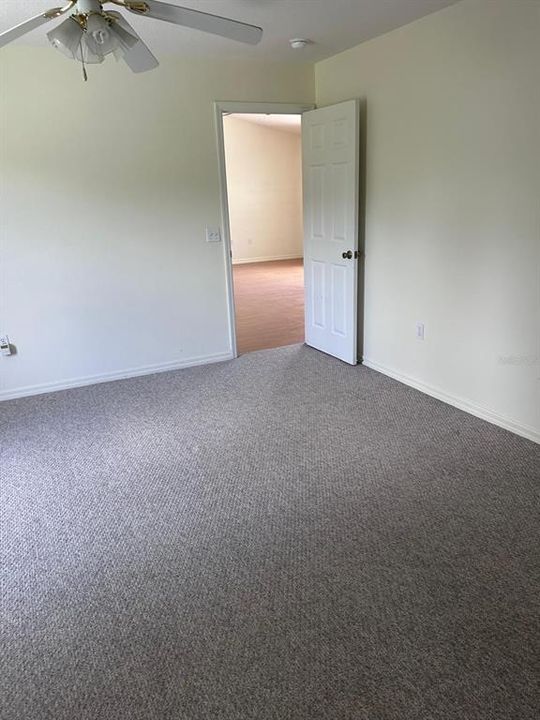 En Venta: $325,000 (3 camas, 2 baños, 1269 Pies cuadrados)