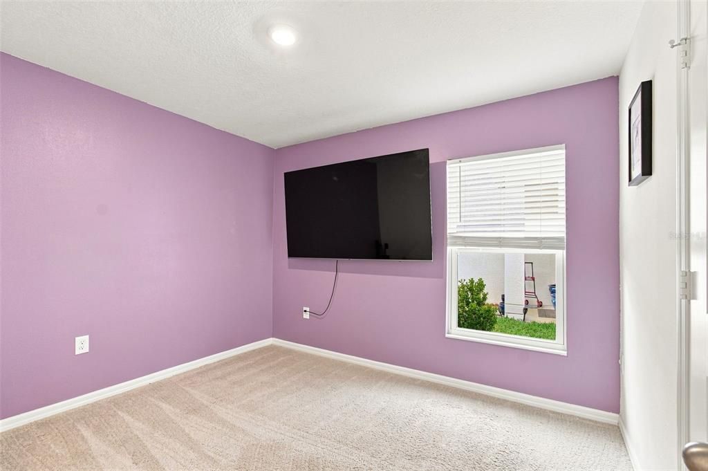 For Sale: $280,000 (3 beds, 2 baths, 1452 Square Feet)
