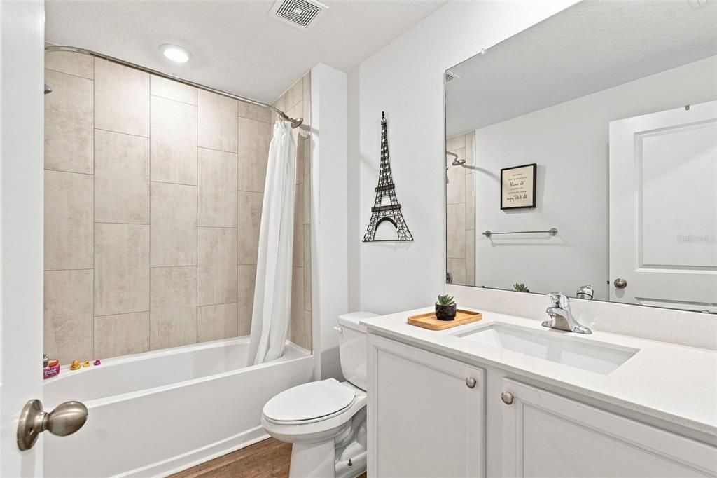For Sale: $280,000 (3 beds, 2 baths, 1452 Square Feet)