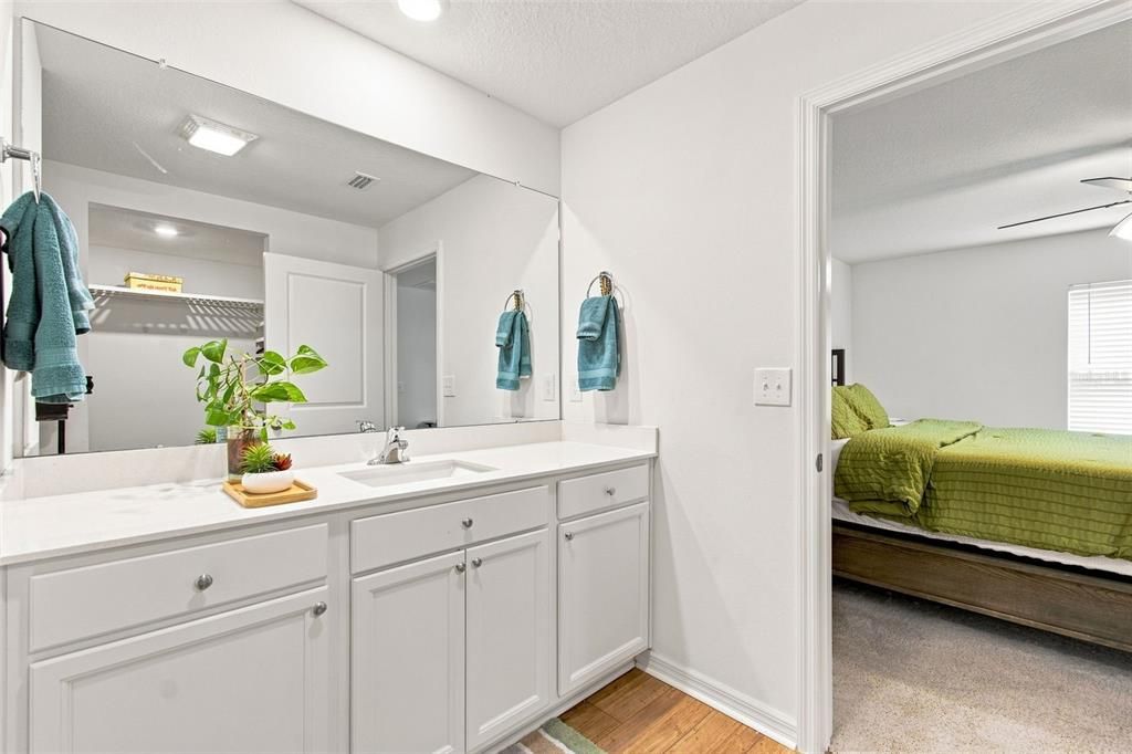 For Sale: $280,000 (3 beds, 2 baths, 1452 Square Feet)