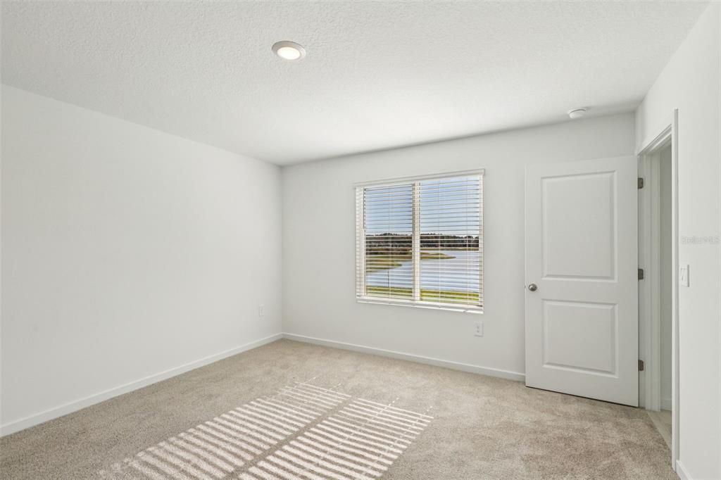 For Sale: $324,000 (4 beds, 3 baths, 1842 Square Feet)