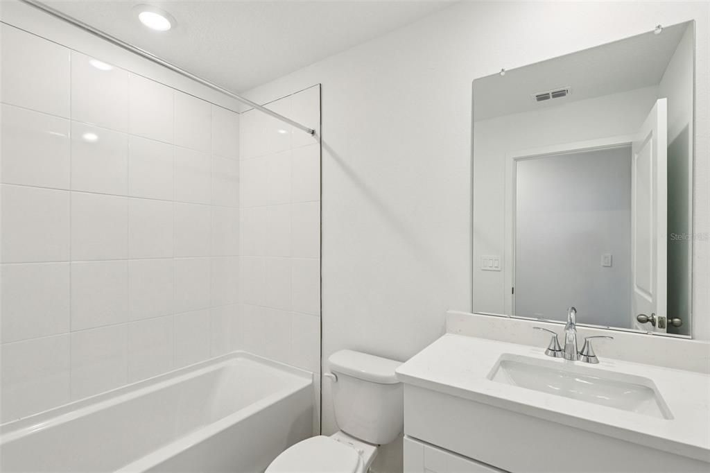 For Sale: $324,000 (4 beds, 3 baths, 1842 Square Feet)