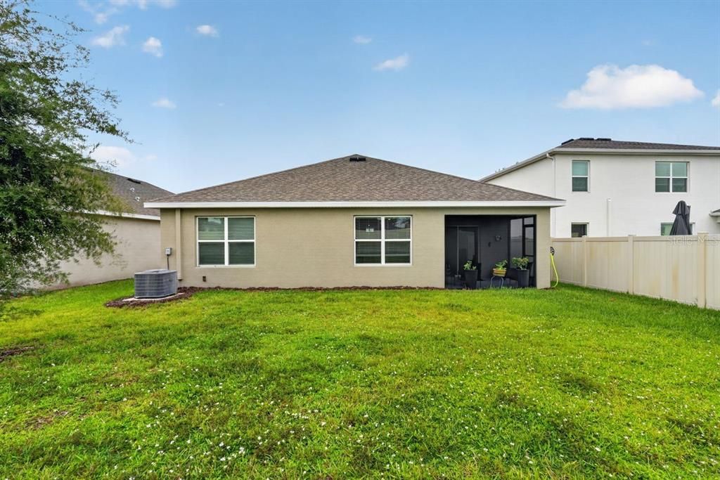 En Venta: $414,900 (4 camas, 2 baños, 1827 Pies cuadrados)