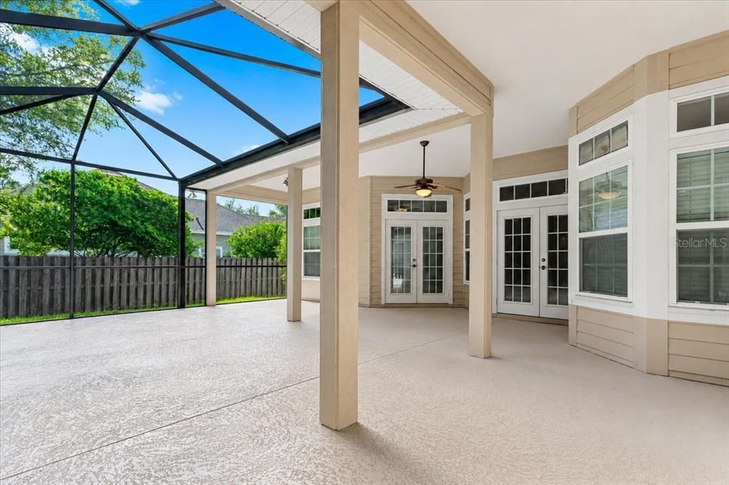 En Venta: $525,000 (4 camas, 3 baños, 2397 Pies cuadrados)