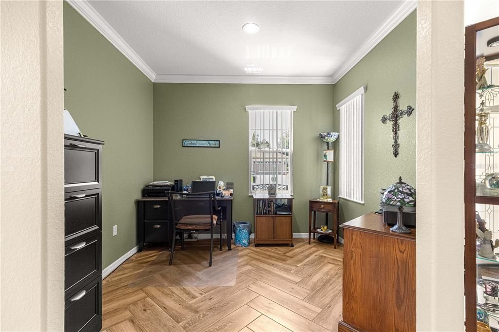 For Sale: $429,000 (2 beds, 2 baths, 1840 Square Feet)