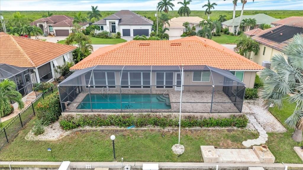 Activo con contrato: $550,000 (3 camas, 2 baños, 1756 Pies cuadrados)