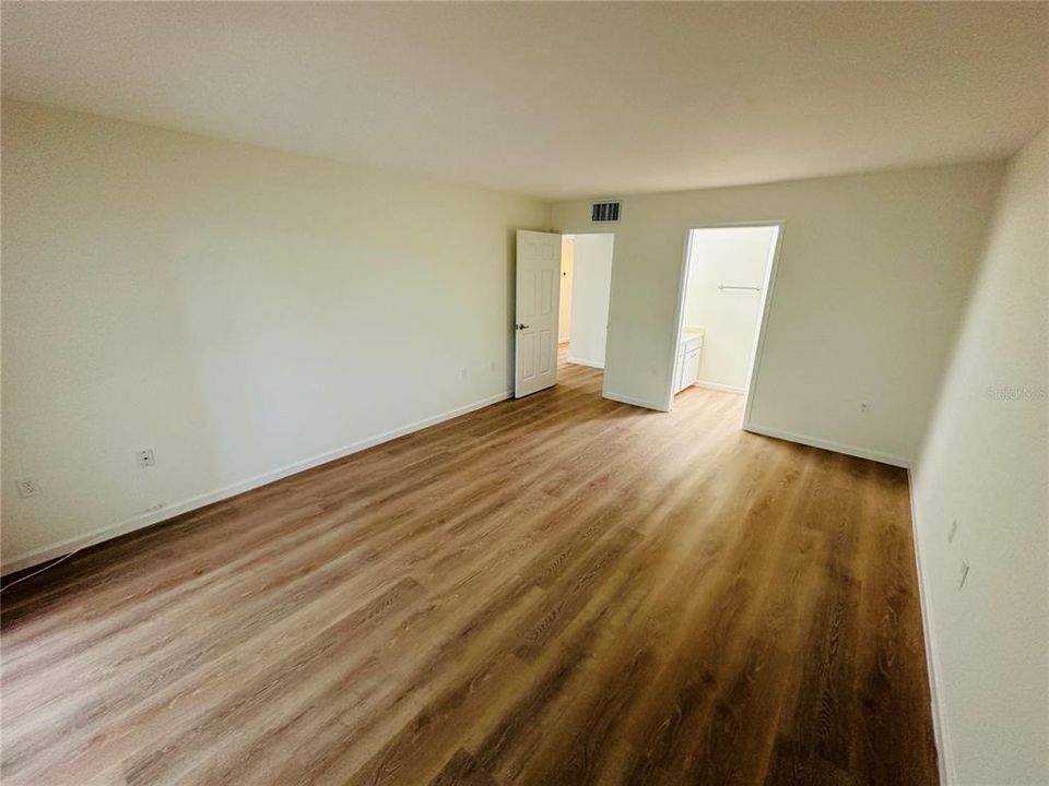 В аренду: $2,000 (2 спален, 2 ванн, 1408 Квадратных фут)