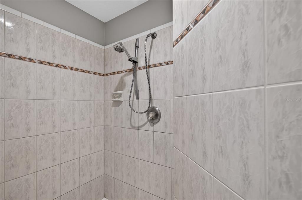 На продажу: $689,000 (3 спален, 2 ванн, 1871 Квадратных фут)