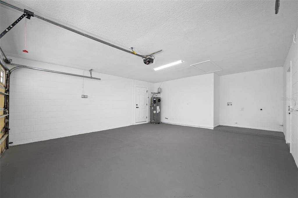 For Sale: $389,000 (2 beds, 2 baths, 1326 Square Feet)