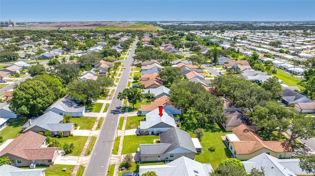 For Sale: $389,000 (2 beds, 2 baths, 1326 Square Feet)