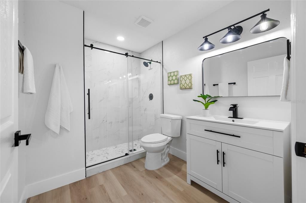 For Sale: $389,000 (2 beds, 2 baths, 1326 Square Feet)