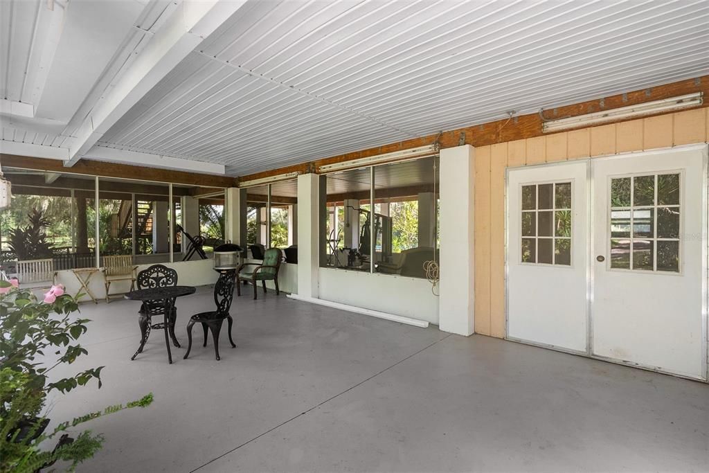 For Sale: $974,013 (5 beds, 4 baths, 4160 Square Feet)