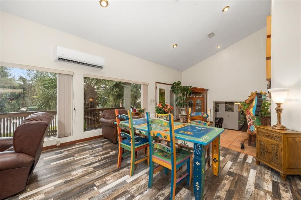 For Sale: $974,013 (5 beds, 4 baths, 4160 Square Feet)