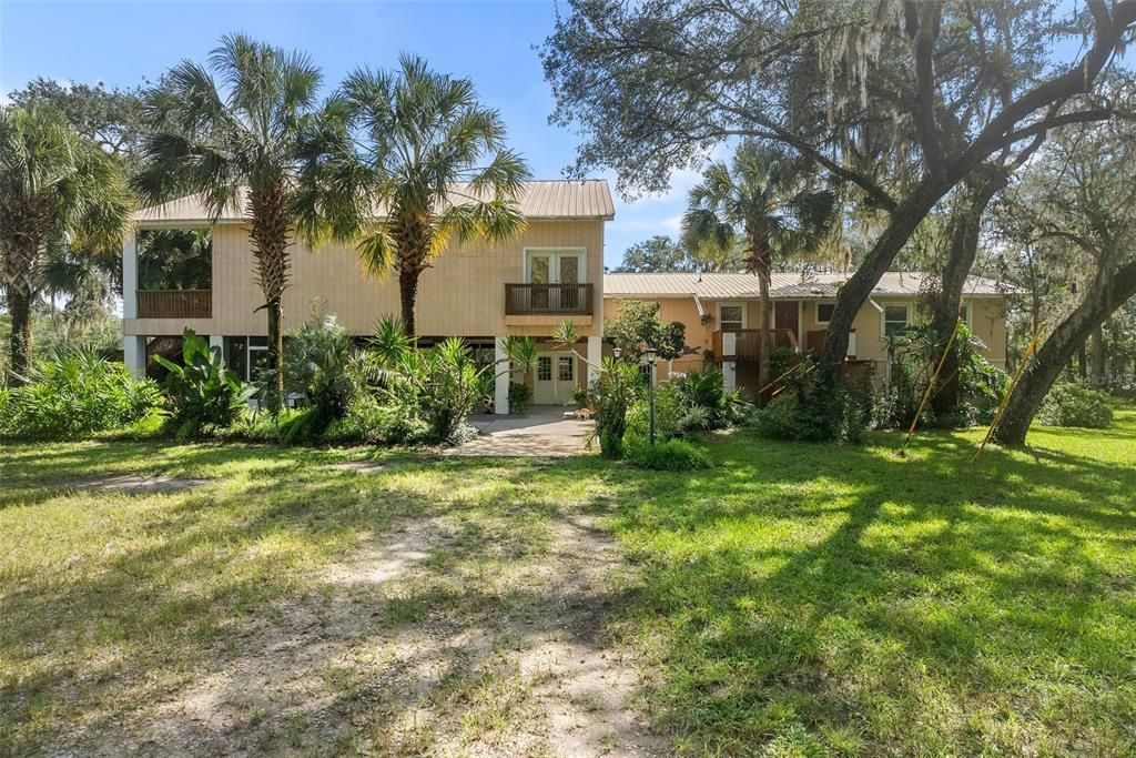 For Sale: $974,013 (5 beds, 4 baths, 4160 Square Feet)