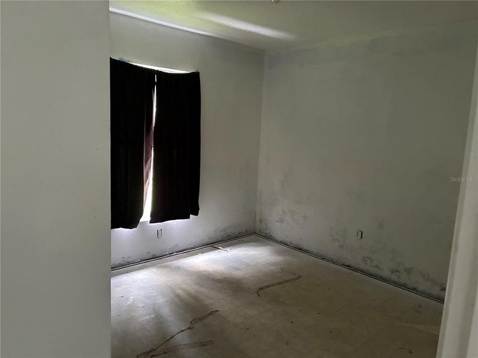 На продажу: $250,000 (3 спален, 2 ванн, 1724 Квадратных фут)