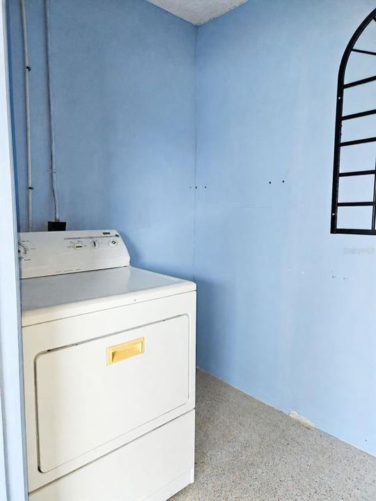 For Rent: $1,645 (2 beds, 1 baths, 900 Square Feet)