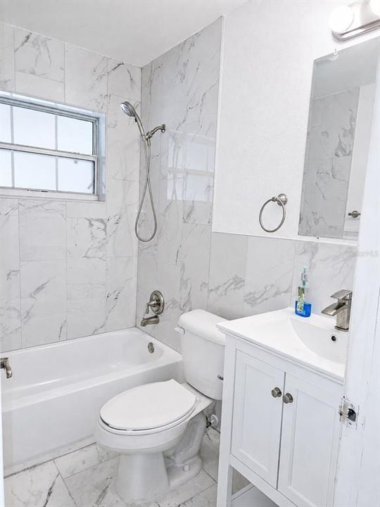 For Rent: $1,645 (2 beds, 1 baths, 900 Square Feet)
